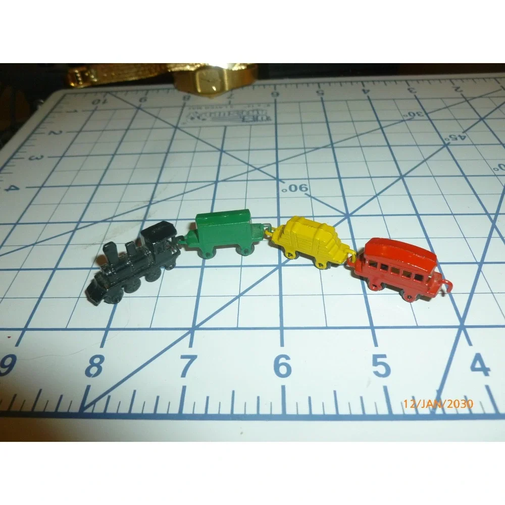 Vintage‎ Miniature Diecast Metal Train Set 4 Piece Made Japan Multi Color Micro